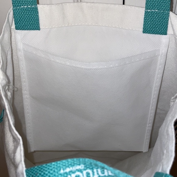 NWOT FANTUAN TOTE BAG - Picture 9 of 9